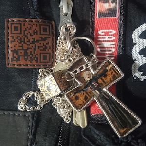 Sareth added a photo of their purchase