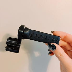 Kaitlyn added a photo of their purchase