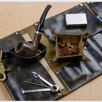DLPRK Porta Tabacco in Pelle, Portatabacco Uomo, Astuccio Porta Tabacco con Chiusura Magnetica, Pieghevole e Elegante (Nero