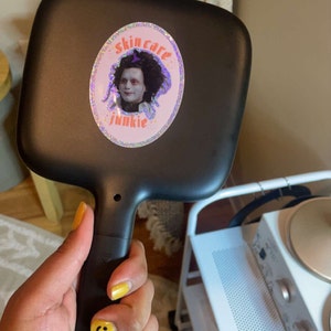 Deisy added a photo of their purchase