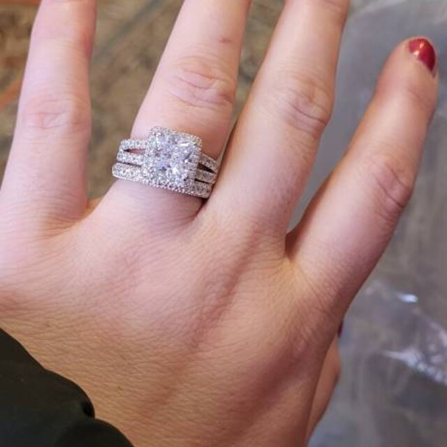 送料関税込【King Ice】PRINCESS-CUT RING 指輪 (2色)☆国内発送 Princess-Cut Ring | Hip Hip Rings | King Ice