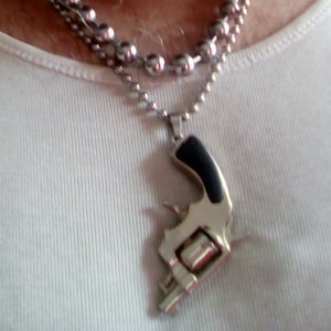 Silvio added a photo of their purchase