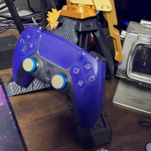 Carlos added a photo of their purchase