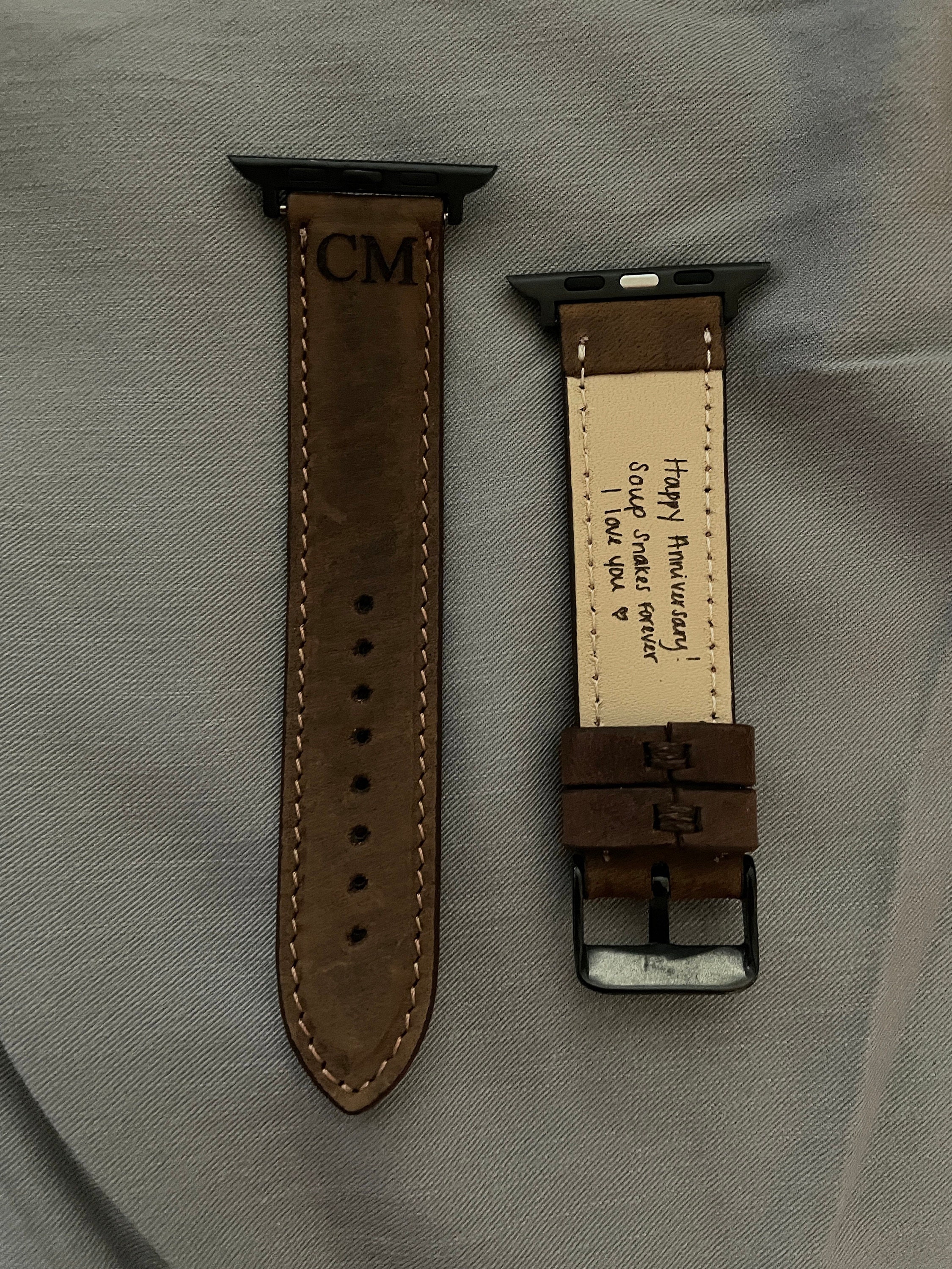 Vatertagsgeschenk vom Sohn, Apple Leder Uhrenband, personalisiert, Ihre Handschrift eingraviert, Geschenk für Ehemann, Jubiläumsgeschenk, Geschenk für Ihn