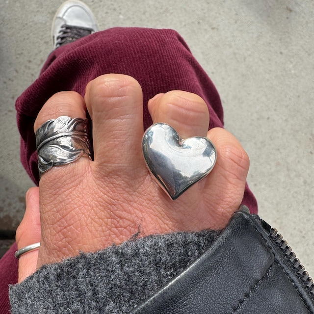 指輪・リング Chunky Heart Ring #3470 Sterling Silver Chunky Heart Ring - Large Heart Statement
