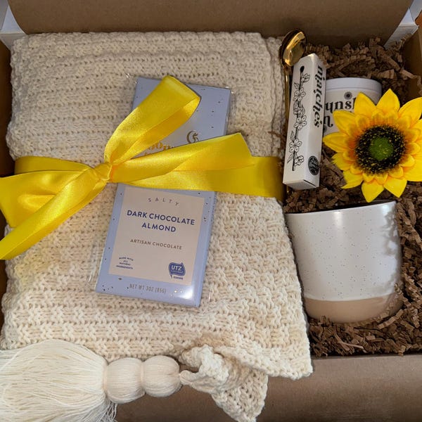 Fall Gift Box for Women, Hug in A Box, Self Care Package, Fall Gift ...