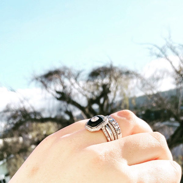 18K White Gold Plated Pae Infinity Necklace