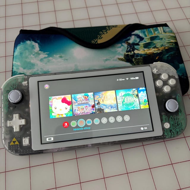 Nintendo Switch Lite カスタム Custom Nintendo Switch Lite 128GB storage with Gundam theme