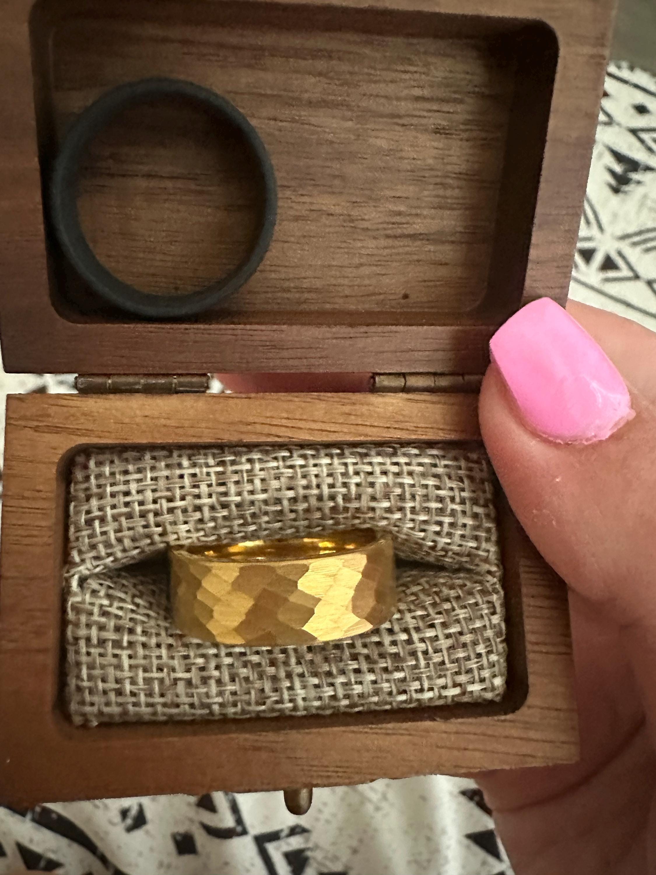 HAMMERED GOLD WEDDING Ring 8mm , 18K Yellow Gold Wedding Band, Men's Engagement Ring, Hammered Ring, Gold Tungsten Ring, Men's Wedding Band