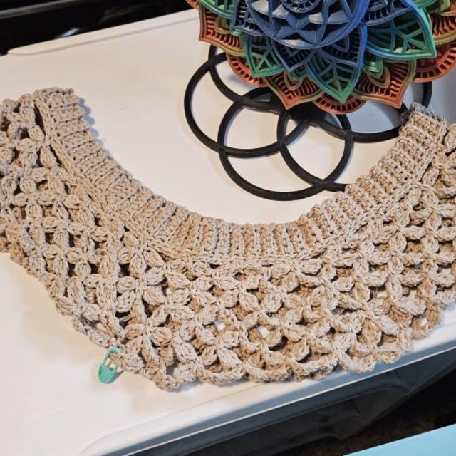 A customer's finished Circle Leaf Crochet Pattern Collection