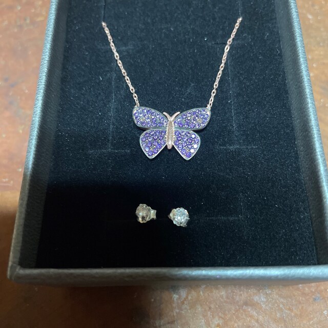 Collana romantica con ciondolo a forma di cuore con zirconi e