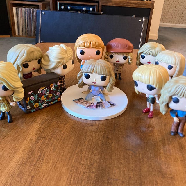 テイラースウィフト　フィギュア Midnights Taylor Swift Custom Pop Figur - Etsy