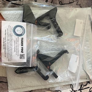 Kushandi added a photo of their purchase