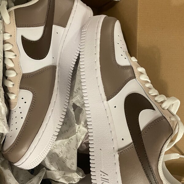 essential beige af1s