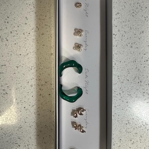 Dominique added a photo of their purchase