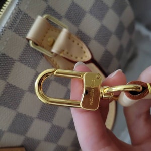 Hardware Protector for Large Zipper Pull on Louis Vuitton Bags 