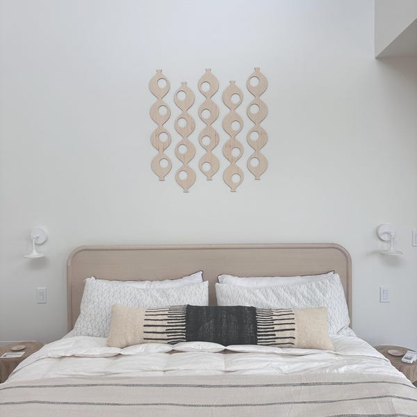 View of Retro 70s 8 Panels Wooden Wall Art, Natural Wood Veneer, Retro 70s ...