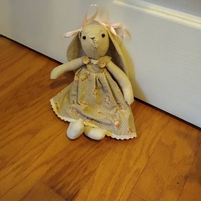 Primitive Bunny Rabbit Pattern, Brianna & Lulu Vintage Style Bunny PDF ...