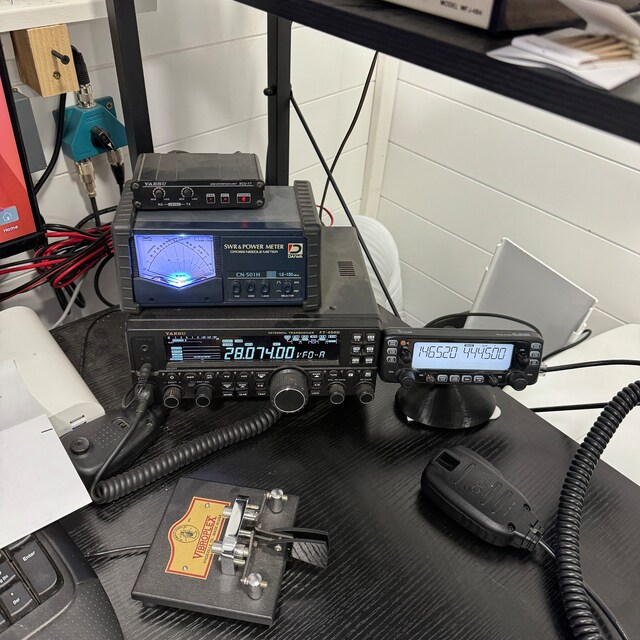3D Printed Icom IC-2730 Desk Stand - IC2730A & IC2730B Transceiver