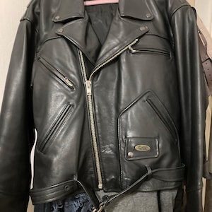 Shaul added a photo of their purchase