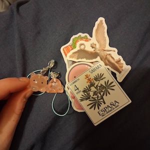 Bee added a photo of their purchase