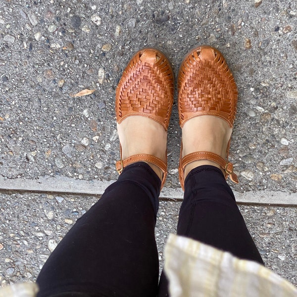 ecco huarache sandal