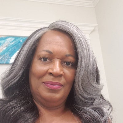 EXCLUSIVE// Auntie Linda Gray Lace Wig Gray Bob Lace Front Wig Money ...