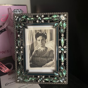 Feroza added a photo of their purchase