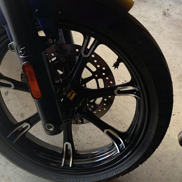 Campanello Gremlin Per Moto Con Scritta 'JESUS RIDES WITH ME' E Sacchetto Rosso - Regalo Per Harley - Foto 4