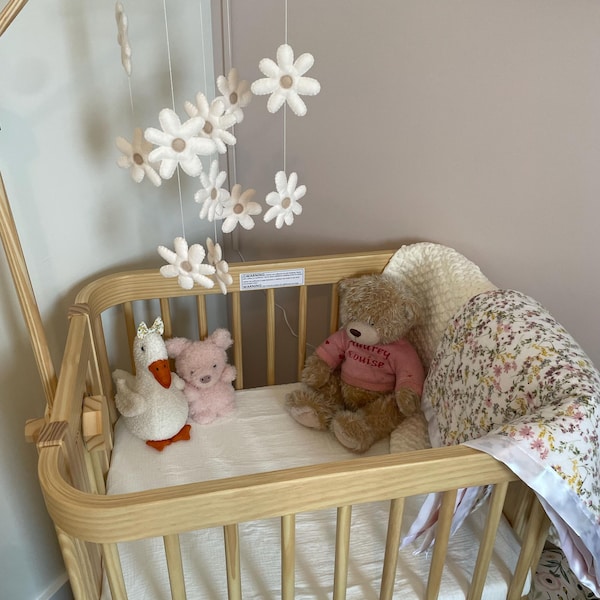 Sateen Crib Sheet- Pink main image 0