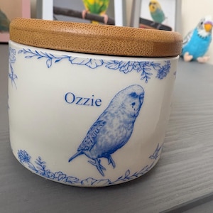 Elle added a photo of their purchase