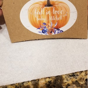 How to make water bottle labels for weddings
