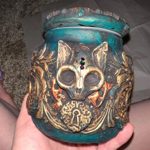 Lindsey added a photo of their purchase