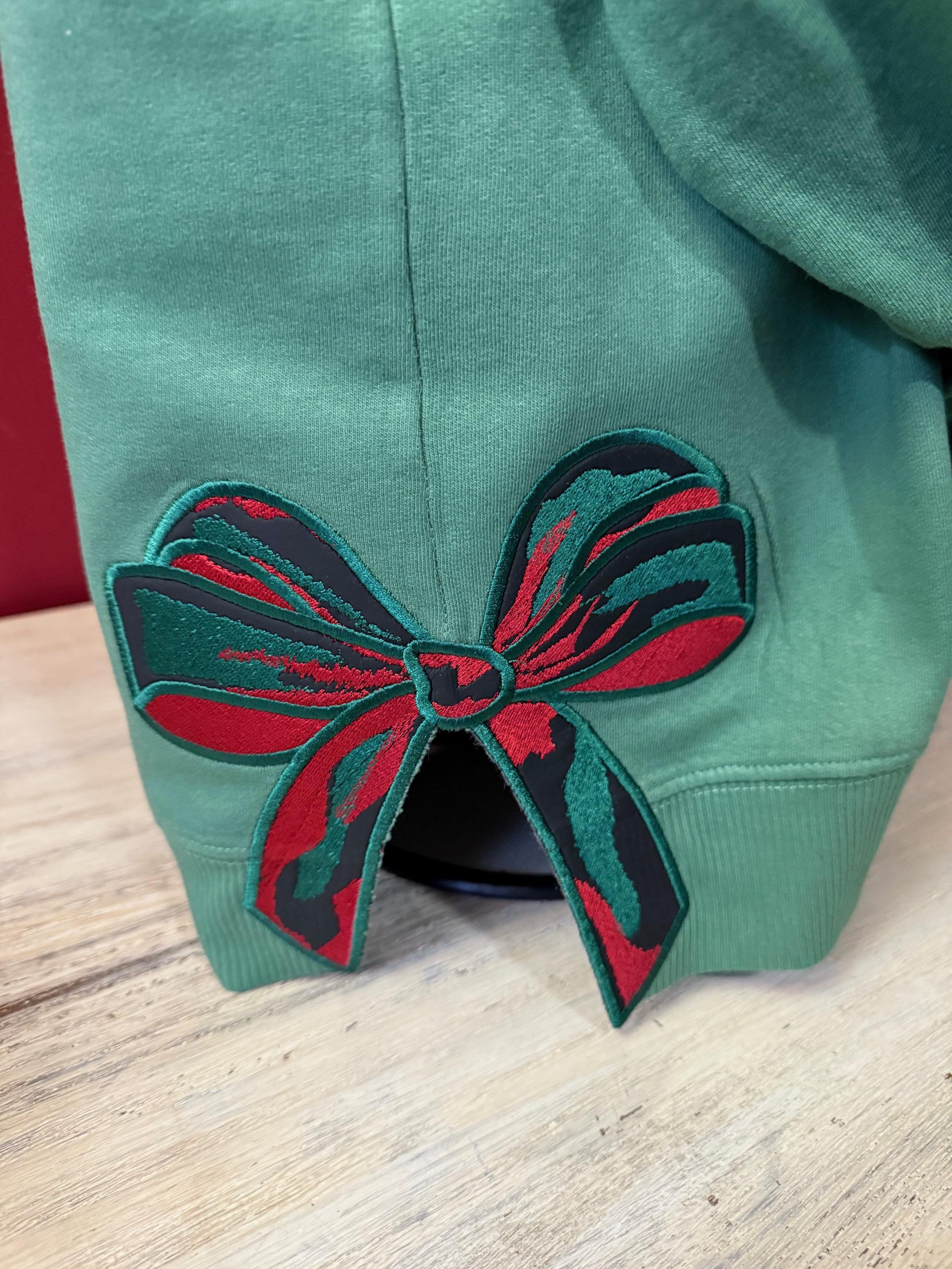 Customer project using Classic Bow Applique with Shadow embroidery design
