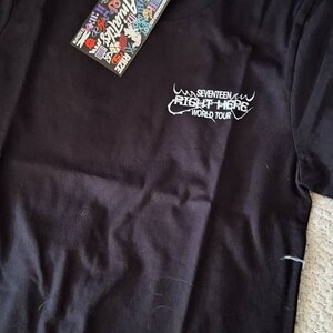 SEVENTEEN RIGHT HERE Tシャツ ブラック SEVENTEEN - S/S T-Shirt (Black) ['RIGHT HERE' World Tour