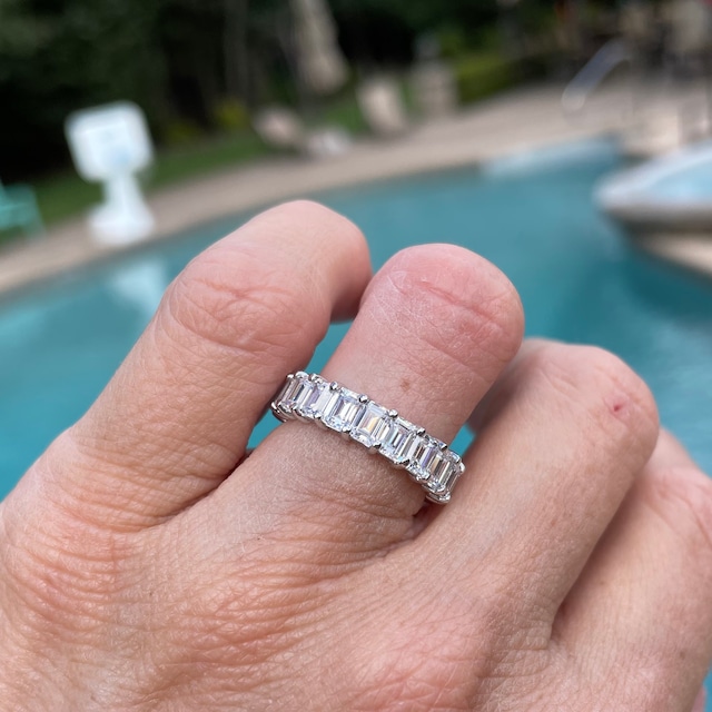 Emerald cut infinity band best sale