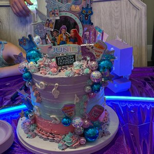 ハントリックス ケーキトッパー Kポップ デーモンハンターズ
