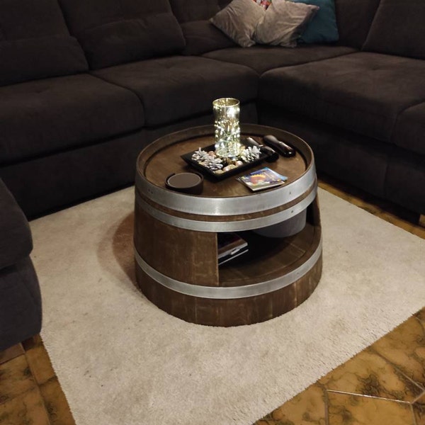 Weinfass Couchtisch mit Holzdeckel und Einlegeboden geölt