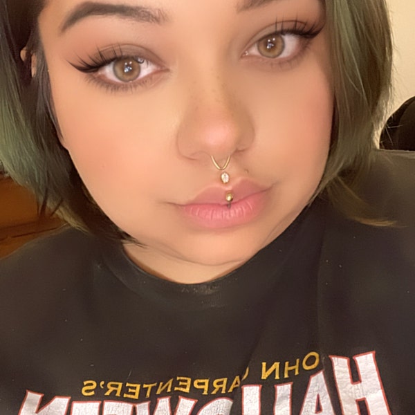 16g Oval Medusa Piercing • Oval Lippy Loop Labret Lip • Surgical Steel ...