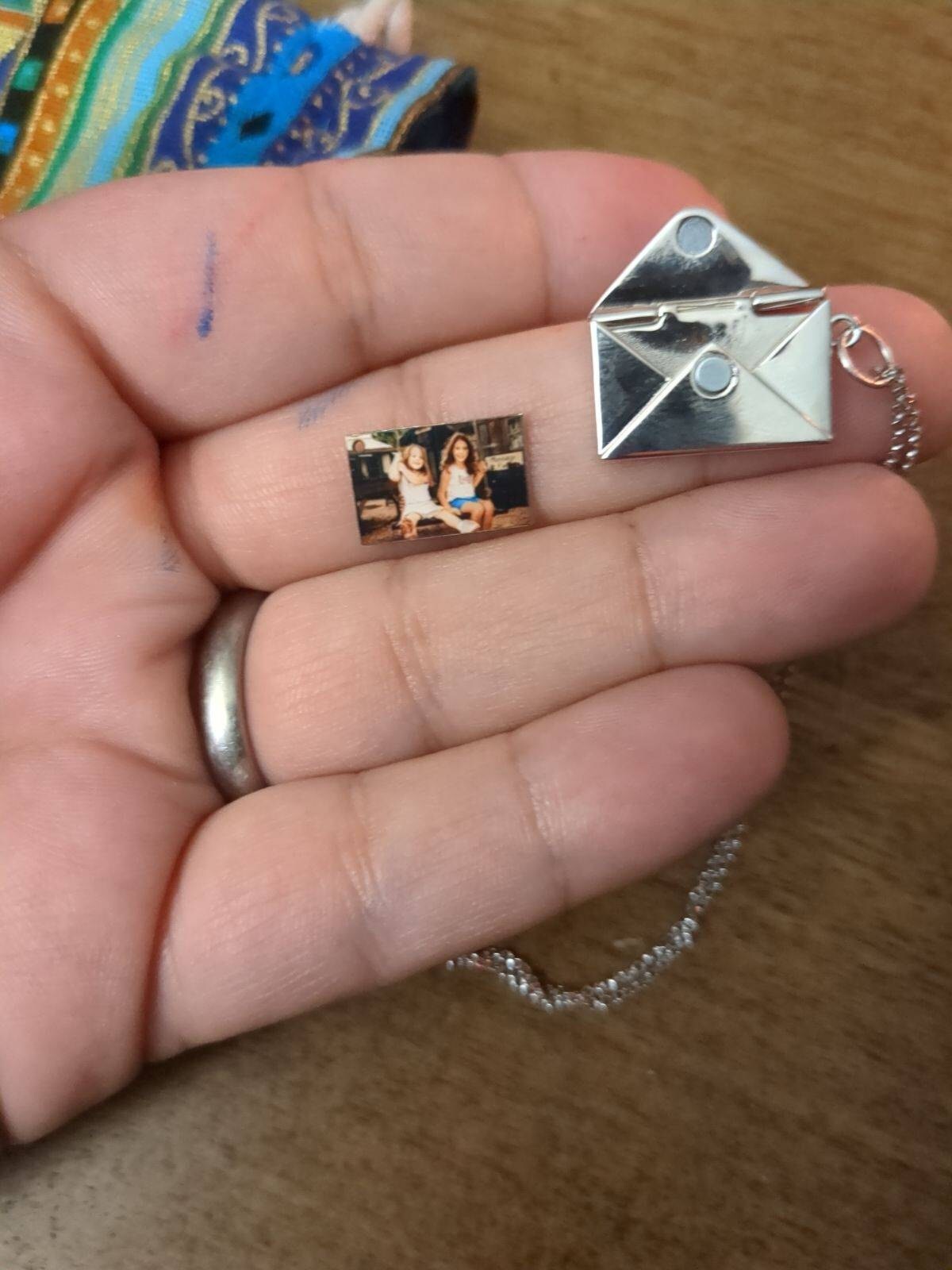 PERIMADE Custom Engraving Photo Locket • Gold Mail Envelope Couple Necklace • Sentimental Relationship Jewelry • Trendy Best Friend Gift