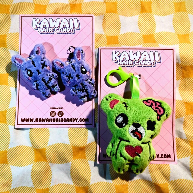 Creepy Cute Zombie Bear Plush Bag Charm Keychain, Gurokawa