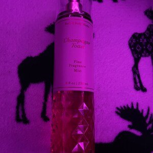 Bath & Body Works Champagne Toast Fine Fragrance Mist Reviews 2024