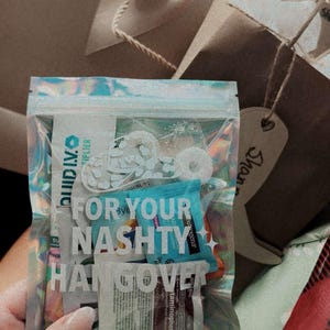 Etsy のお客さま さんが購入した商品の写真を追加しました
