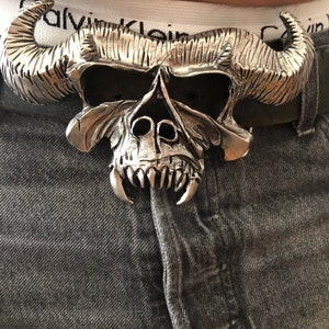 Danzig buckle top