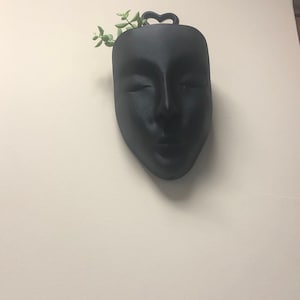 Jhakia added a photo of their purchase