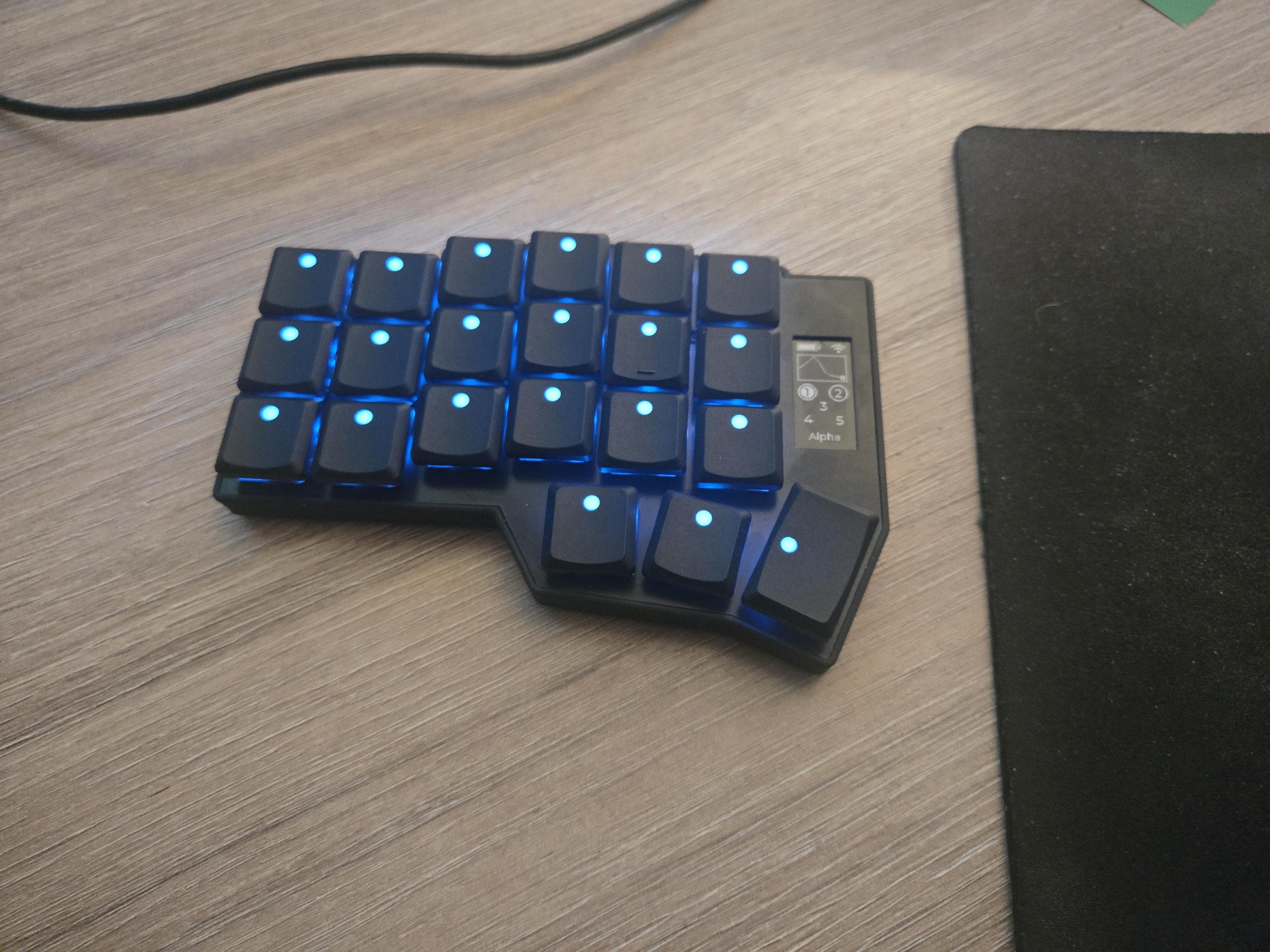Corne Choc Pro BT