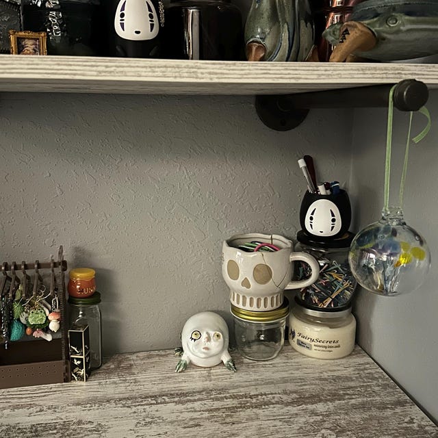 手作りの陶器製カエルの置物：奇妙な彫刻アート - Etsy 日本