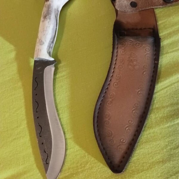 Custom hand made knife with star on Handle, with a Sheath main image 1