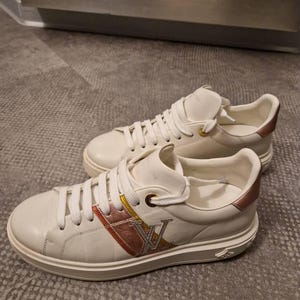 Ilka added a photo of their purchase