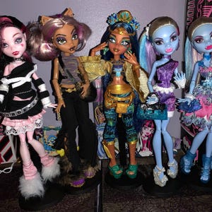 Jenni added a photo of their purchase